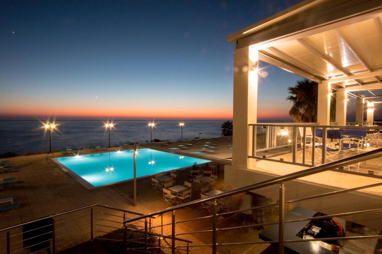 Hotel Limenari Filiatrá Dış mekan fotoğraf